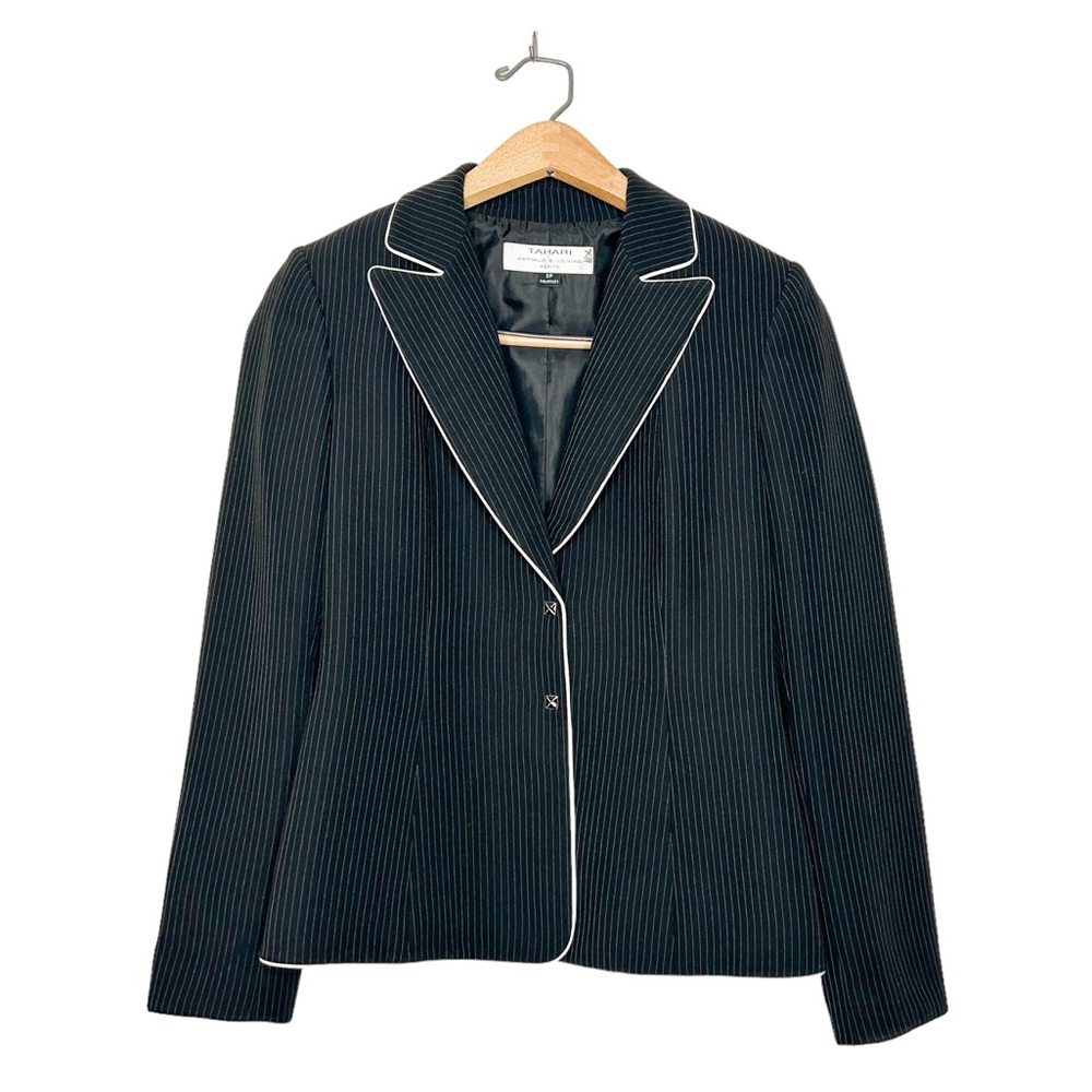 Tahari Arthur S Levine Classic Pinstripe Business Casual Career Blazer Jacket 2P